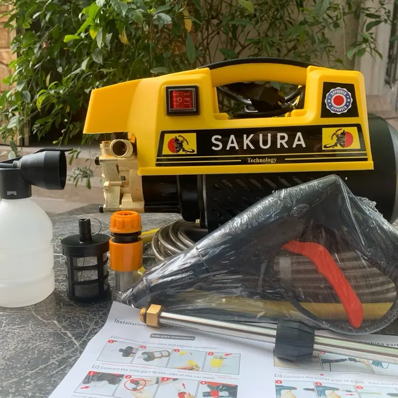 Máy rửa xe mini gia đình Sakura japan 3500