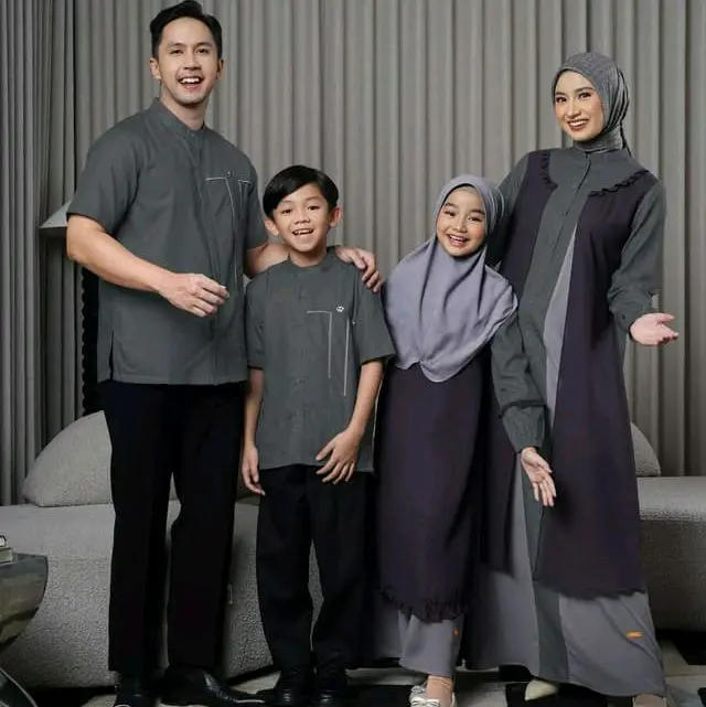 SARIMBIT NIBRAS 2025 NARA GREY - GAMIS KOKO NBRS Terbaru Sarimbit Keluarga Terbaru Nara Grey By Nibras - RAYYA SERIES 2025 NARA GREY - Baju Dewasa Muslim Syari Dress Lebaran