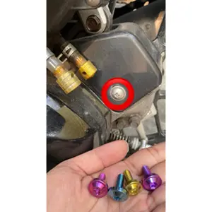 Baut titanium drat 10 Big Head untuk tutup idling sensor Vario 125/150 PCX (harga satuan)