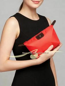Bolso de Mano de Gran Capacidad, Bolsa de Maquillaje Candy, Bolsa de Almacenamiento Portátil para Mujeres, Bolsa de Aseo en Forma de Dumpling Resistente al Agua