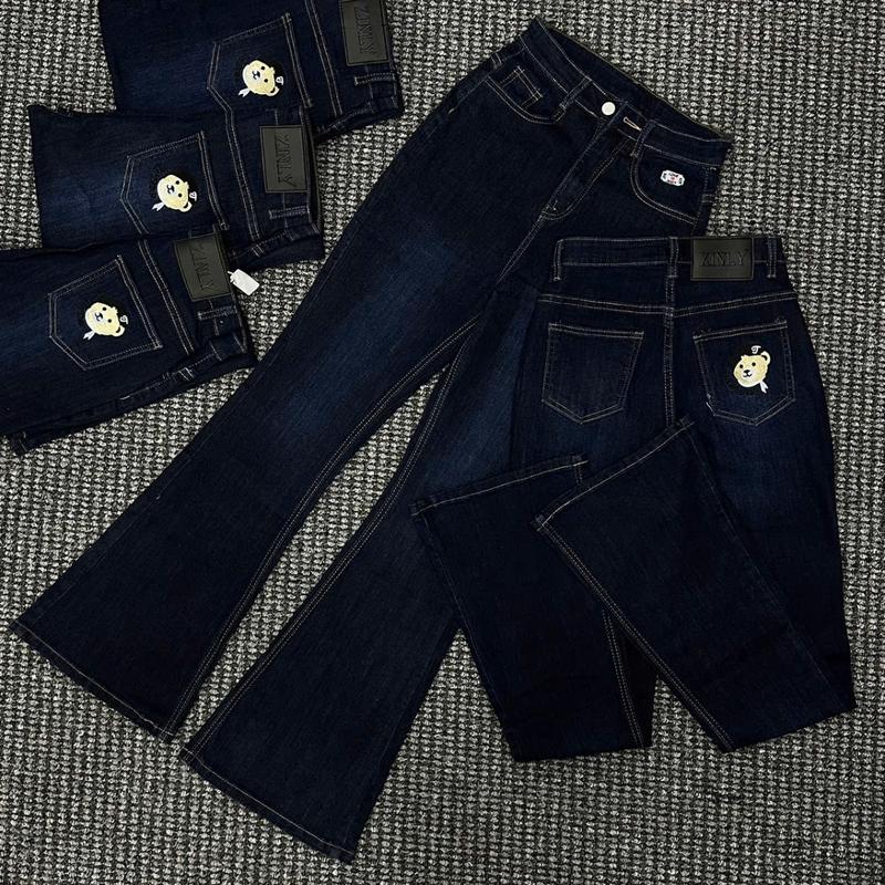 ZINLY SHOP Quần Jean Nữ Ống Loe Có Fom Ngắn 95Cm Và Dài 105Cm Túi Thêu Hình Dễ Thương Vải Co Giản Mềm Mát Q415