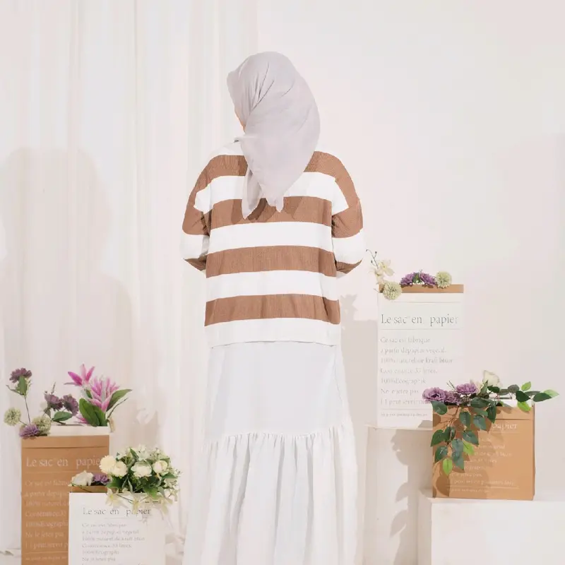 Cardigan Baju Knitwear Rajut Premium dengan Kancing untuk Wanita Lengan Panjang - Casual, Crop, Kerah, Outer Nyaman Oversize Kardigan Sweater Tebal Atasan Tangan Lembut Hitam 7