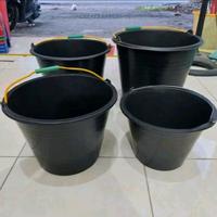 Gambar Ember 22L Timbah Hitam Anti Pecah Plastik GM -Dapur Karya Mdn - 1pcs dari Dapur Karya Mdn Kota Medan 2 Tokopedia
