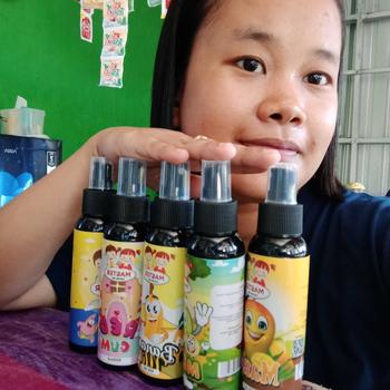 Product Review of Paket 5pcs Parfum Kidy 100ml Parfum Anak Non Alkhohol Bpom Perfume Mengandung Skin Nice Niacinamide dan Castor Oil Membantu Melembutkan Kulit serta Membantu Mencegah Iritasi Kulit Anak Wangi Anggur Banana Mango Vanila Wanginya from Y**d 0