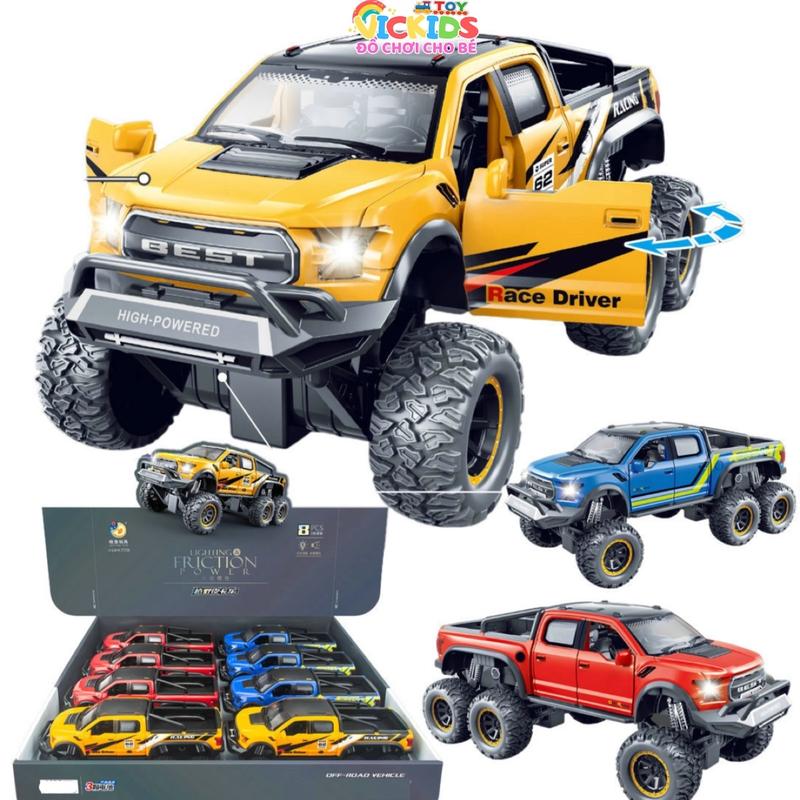 Đồ Chơi Xe Bán Tải Địa Hình Có Đèn Nhạc Đóng Mở Cửa Cho Bé Xe Ô Tô Quân Đội 7 Chỗ Off-Road 6 Bánh Cao Su Kèm Pin Xe Tesla Điện Phun Khói