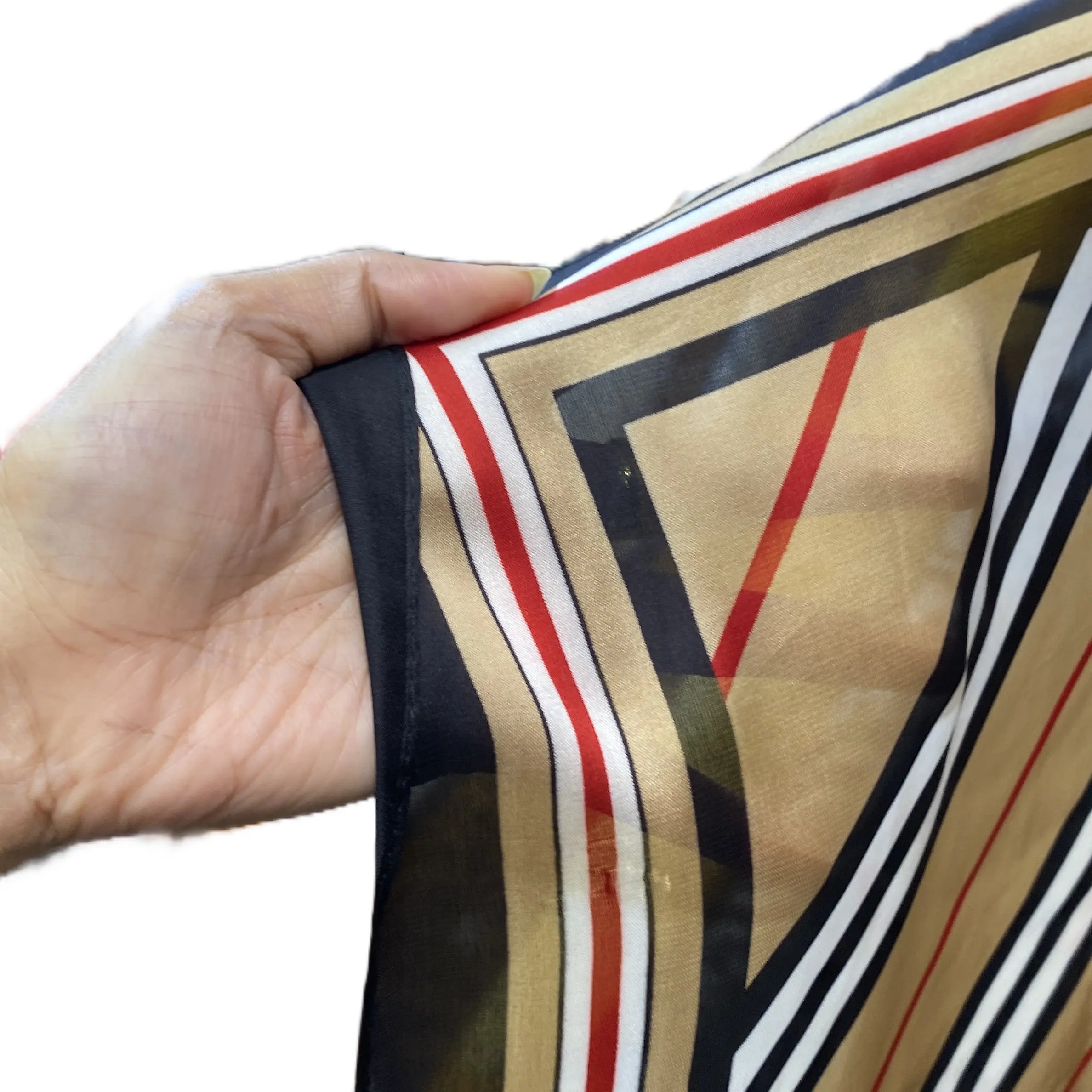 (Et 36) HIJAB SEGI EMPAT SILK SUTRA MOTIF 110x110 burbur