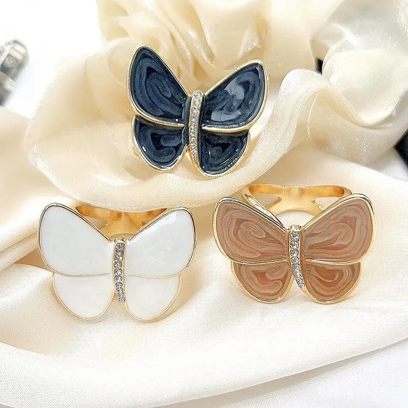 1 piece of elegant high-end butterfly silk scarf buckle clothes to wear, paired with scarves, headscarves, alloy buckle rings