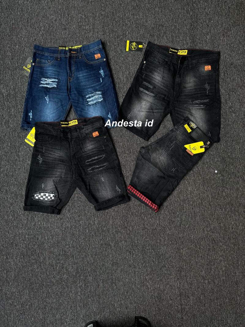 Product Introduction of SiZE 28-33 [COD+GRATIS ONGKIR]Celana pendek Black viper terbaru motif catur slimfit denim distro santay starboy Jeans Tebal Lembut Stretch Pria Cowok Santai  Keren denim outfit 29