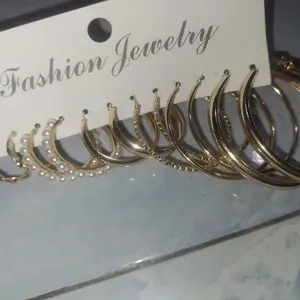 KR Set Anting 6pcs Anting Kotak Geometris dengan Mutiara Imitasi, Desain Retro dan Elegan, Cocok untuk Gaya Klasik atau Modern AF017