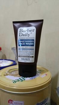 Product Review of Barber Daily Bright Radiance Face Wash 100mL Facial Kering Kotoran Membersihkan Mencerahkan from a**s 0