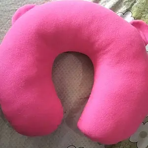 bantal leher traveling/bantal leher polos bahan kain nilek Hitam Bed