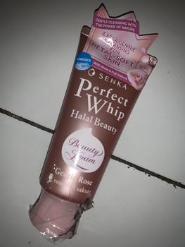 Product Review of SENKA Perfect Whip Gentle Rose Facial Foam 100gr - Mengandung Hyaluronic Acid Membersihkan Wajah from (**) 0