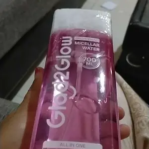 【NEW SIZE】Glad2Glow Brightening Micellar Water 130ml / 230ml / 300ml/700ml-Rich in Niacinamide Skintint Glow Booster Powerstay All in One For All Skin Type Menghapus Makeup Waterproof Meratakan Warna Kulit Mengembalikan Kesegaran Glowingnya Seharian G2G