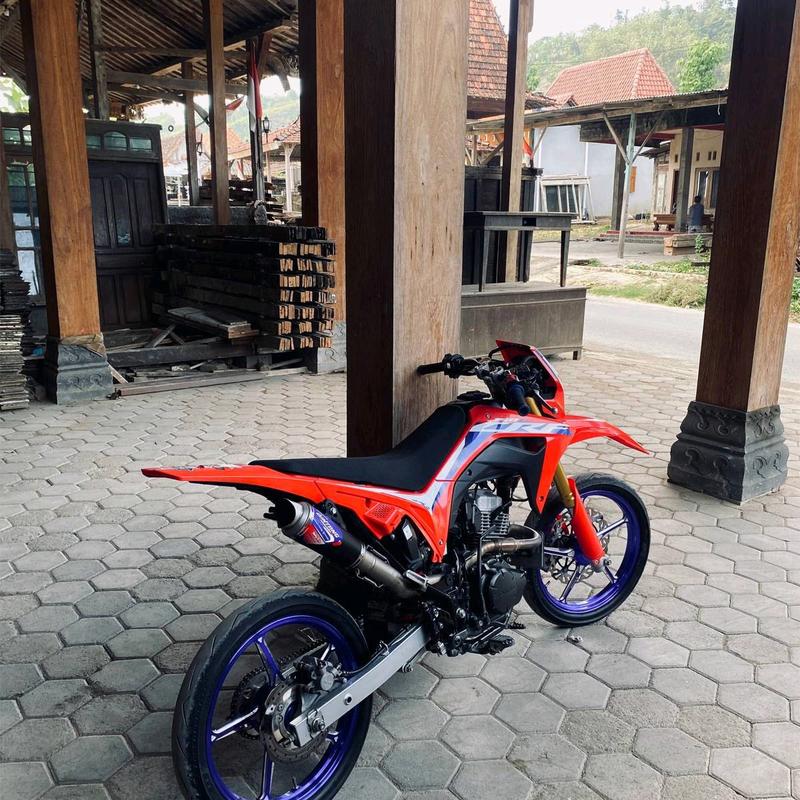 Knalpot KLX 150 • CRF 150 • D Tracker 150 • Wr 155 Type Glory Series Kolong Atas inlet 50mm 5