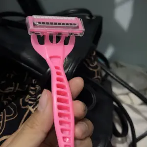 Alat Cukur Wanita 5 Lapisan Razor Pisau Cukur Pencukur Bulu Kemaluan Ketiak Bulu Tangan Kaki Lady Shaver Wanita