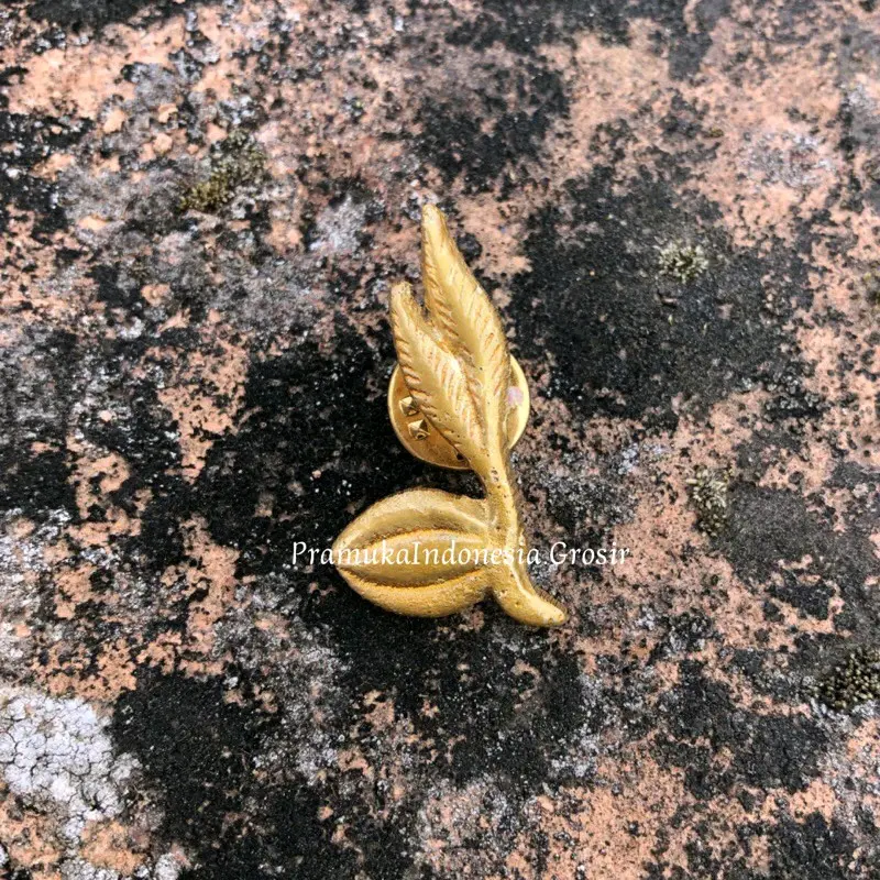 BIJIAN Pin kitri bahan kuningan COR - Pin tunas kelapa - Pin tunas kelapa wanita - bros tunas kelapa - bros kitri - pin pramuka - bros pramuka 0