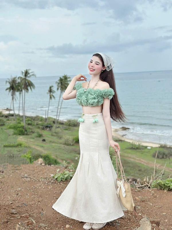 Bikini đồ bơi đi biển set hai món ĐÍNH BÔNG chất ren sang xịn Lanbishop LB40