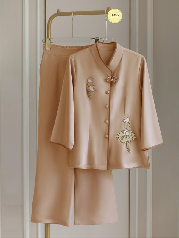 DL34 màu kem (Họa Y Pháp Phục) bộ Đồ Lam Đi Chùa,  Phật Tử Nữ,  size S M L XL 2XL,3XL, big size  truyền thống thường mặc, chất lụa tơ tằm tuyết Women  áo hoa sen Voi trung niên, cho mẹ, bà người lớn tuổi set