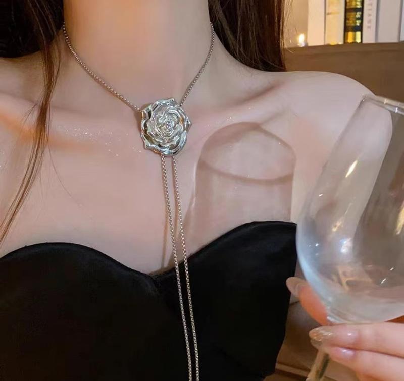 Product Introduction of Fashionable Butterfly Necklace for Women 2024 New Pull-Through Design Stainless Steel Chain Unique Gifts for Her Elegant Jewelry Accessory Affordable Price with Durable Quality 14
