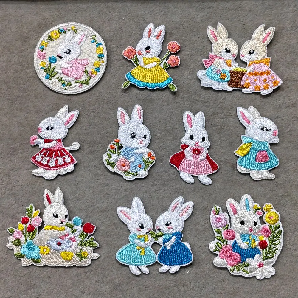 PATCH BORDIR RABBIT / IRON EMBROIDERY PATCH EMBLEM CUTE BUNNY