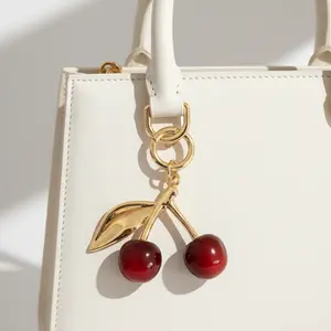 GIVANI Keychain & Bag Charm Collection / Gantungan Tas Kunci Bag Strap Karakter Lucu Ganci Premium