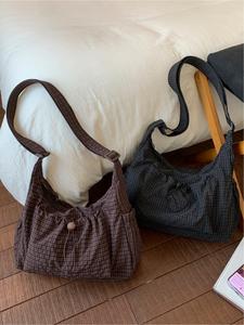 Bolsa de lona a cuadros estilo japonés, minimalista, gran capacidad, 2025 nueva colección otoño/invierno, bolsa casual de hombro, cierre de cremallera, adecuada para el campus, trabajo, viajes y compras.