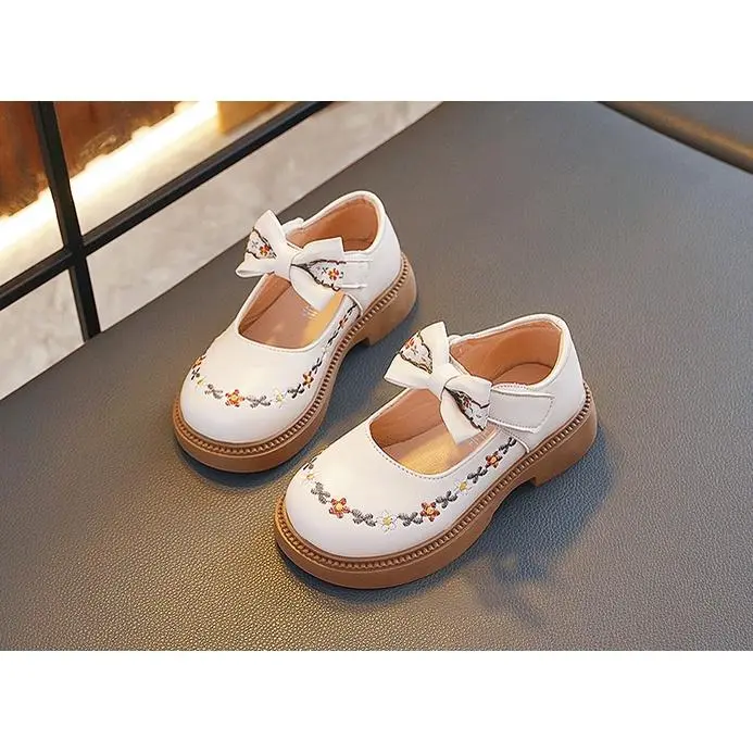 Sepatu Datar Kulit Bayi Perempuan Cantik Gaya Korea Sol Lembut Ikatan Simpul Bordir Sepatu Anak Nyaman Antilicin Usia 2-12 Tahun ​ 3