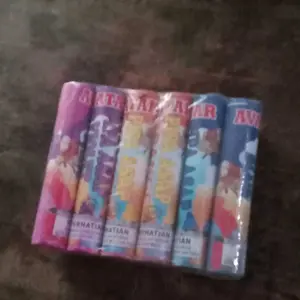 Pipa Asap Satu Pack Isi 12 Pcs Ukuran 7 Cm confetti Perlengkapan Pesta Aman dipegang berbagai warna untuk Fotografi Video Acara Outdoor Pertunjukan Seni
