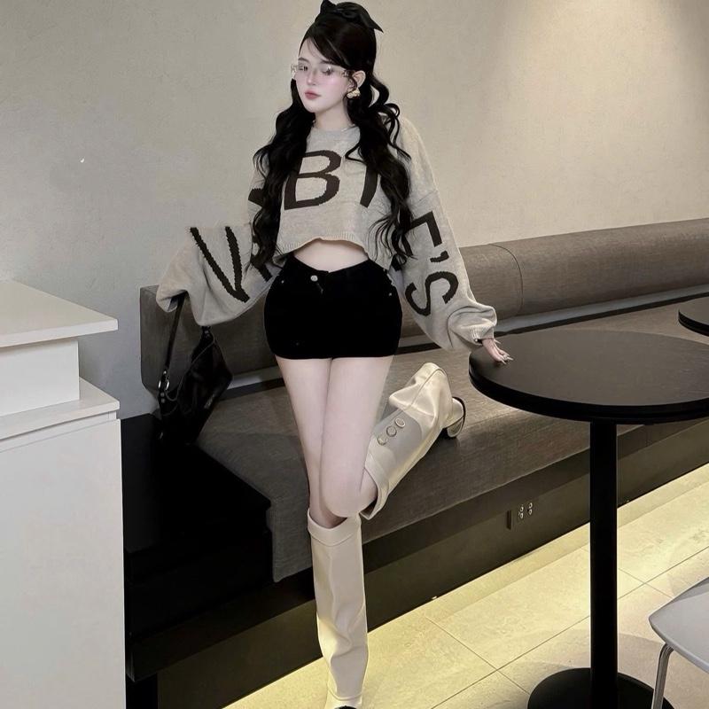 Áo len chữ dáng crt ngắn siêu dễ mix đồ 81 | BigBuy360 - bigbuy360.vn Áo len chữ dáng crt ngắn siêu dễ mix đồ 81 | BigBuy360 - bigbuy360.vn