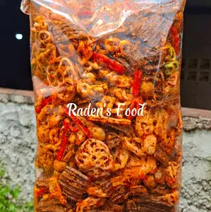 Seblak Kerupuk Campur 500 Gram Snacks Pedas