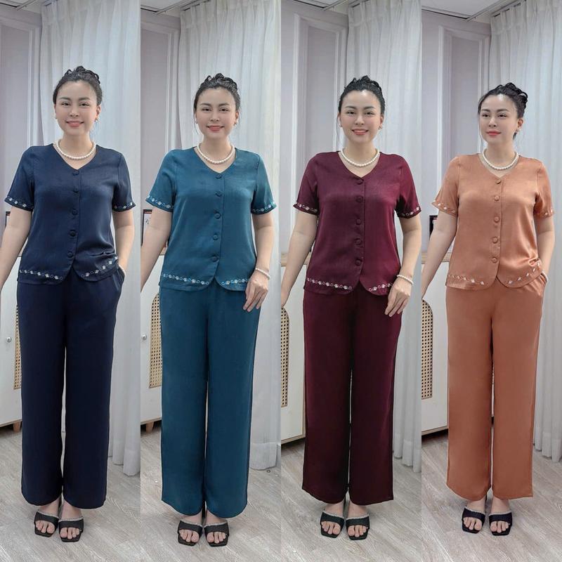  Đồ Bộ Trung Niên Cổ Tim Lụa Ruby Thêu Viền Tinh Tế Lụa Mềm Mát Dày Dặn Không Nhăn Có Size Bigsize thun áo do trung niên cho mẹ đồ bộ tặng mẹ đồ bộ nữ cho mẹ u60 set đồ trung niên sang trọng bộ quần áo cho mẹ đồ bộ cho người lớn tuổi 60 tuổi 65 