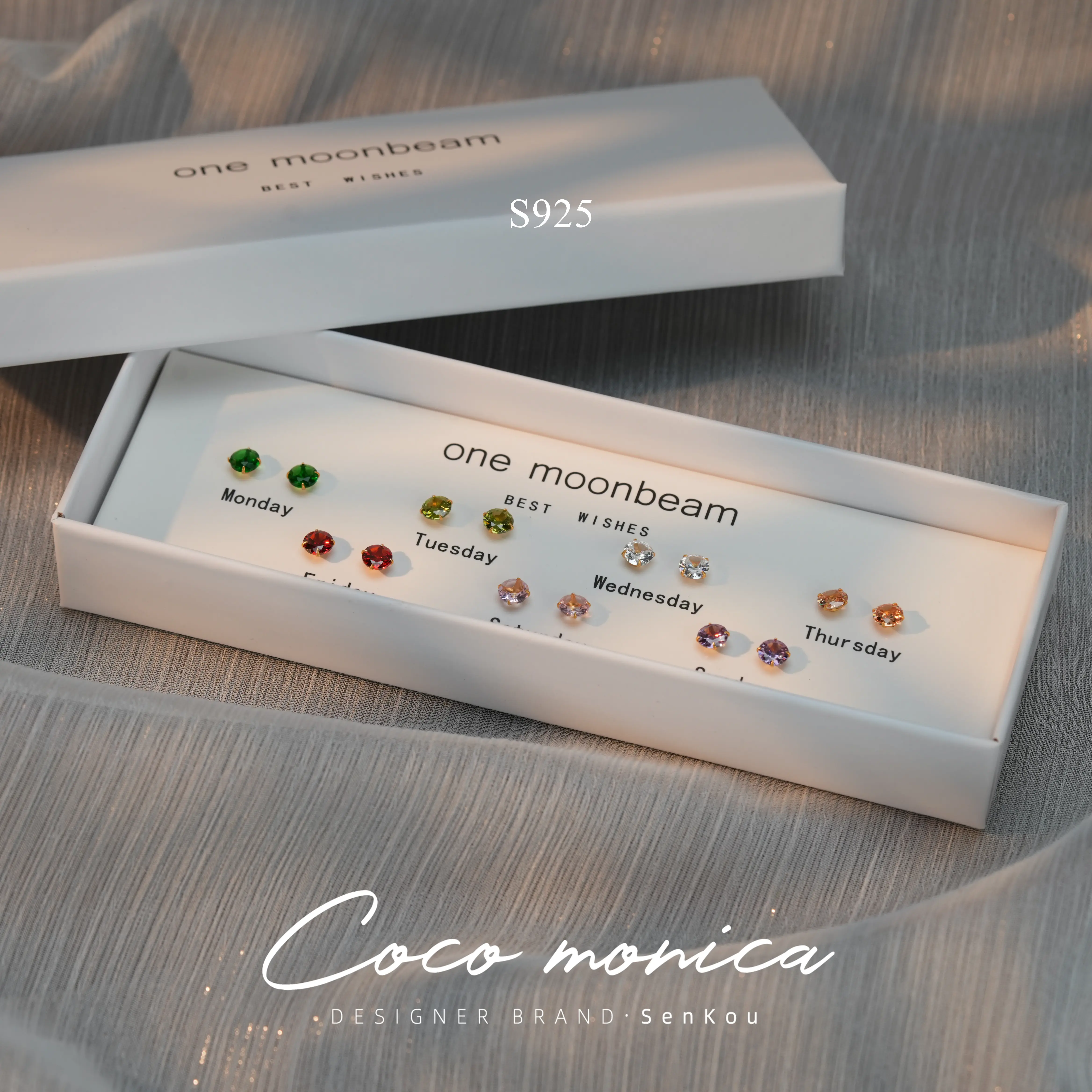 COCOMONICA Bông Tai Đinh tán Thời Trang Nữ,Zircon Bảy Màu, A001