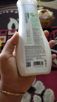 Product Review of Find It Store - Shinzui Skin Lightening Hand & Body Lotion 210ml | Lotion Tubuh | BPOM Original Memudarkan Pencerah Perawatan Scrub Mencerahkan Jamur Arbutin Memutihkan Niacinamide Wangi from a**k 2