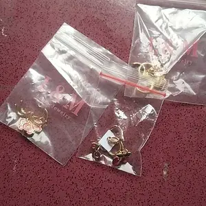 LM883  [COD] Anting Kristal Titanium Wanita Ceri Anti Karat Dan Anti Luntur Asli Dewasa Kristal Jewerly