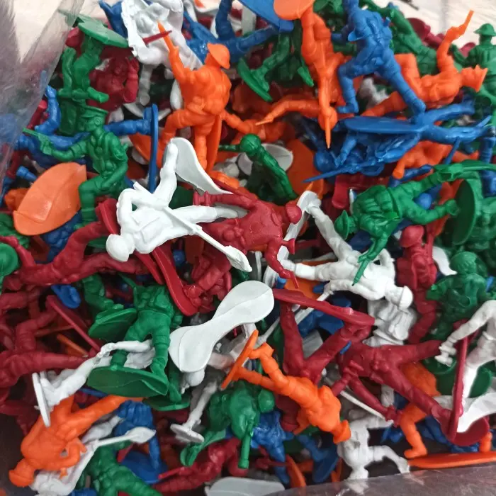 PAKET 100 Pcs (180 gr) MAINAN TENTARA MURAH PLASTIK WAR ARMY - UNTUK KOLEKSI & ISI KADO KADOAN ANAK Toy 2