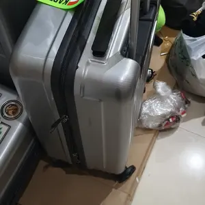 Safwa - Tag Penanda Koper Umroh/Haji Gantungan Nama Custom Nama untuk Travelling dan Koper