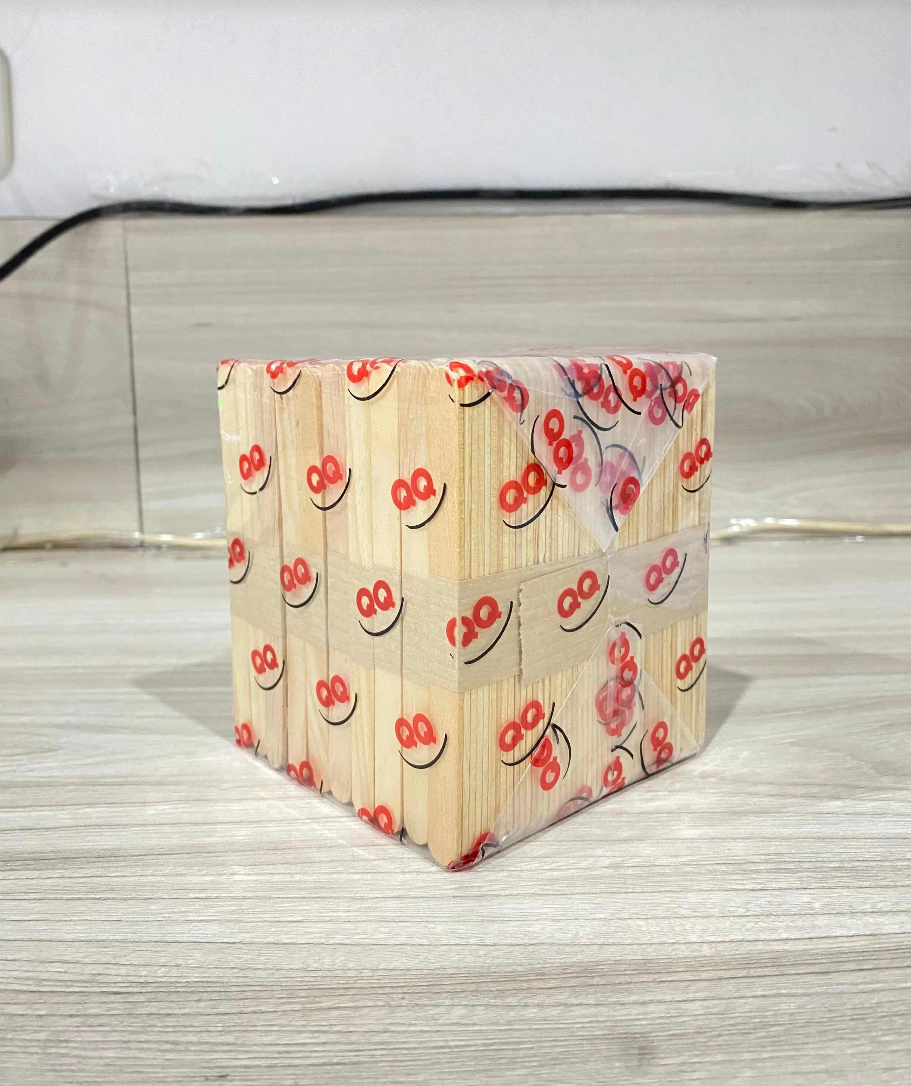 Stik Kayu Es krim Kerajinan Tangan isi : 500pc / merk QQ / SUDAH FOOD GRADE