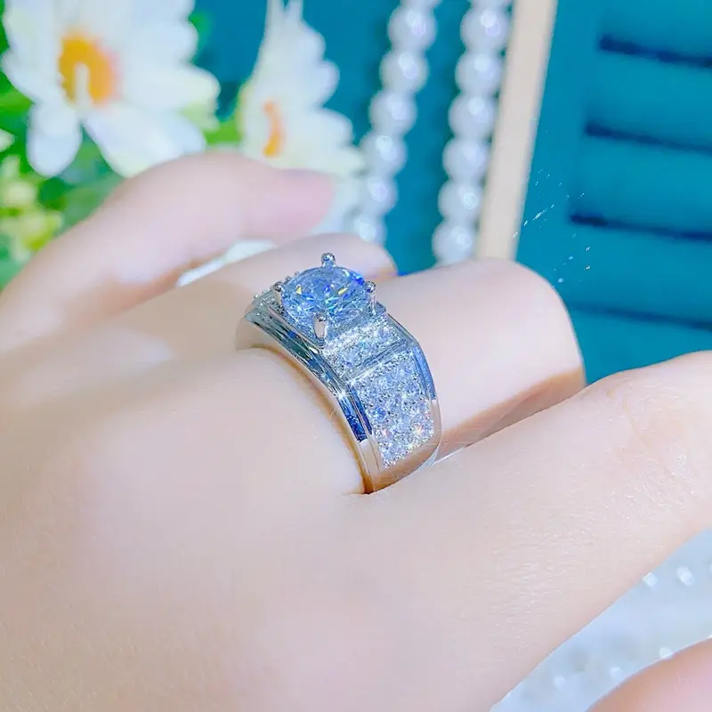 Trang Sức GG G00 - Nhẫn Nam Đính Đá Sang Trọng 8