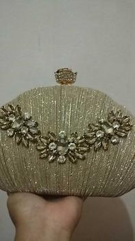 Product Review of Tas Pesta PRESLEY Embellished Crystal Box Clutch Wanita from N**e 0
