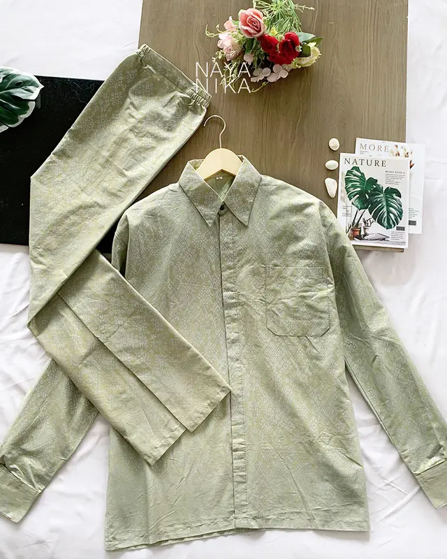 NAYANIKA BATIK - Batik Couple NAYRA LAKSMI Kemeja Lengan Panjang M L XL Mix Rok Prodo Songket - Baju Couple Pasangan Modern Kekinian - Bawahan Batik Wanita Rok Span Karet Pinggang - OOTD Kondangan Kekinian 6