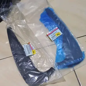 Sepasang Garnis Pintu Canter bagian depan