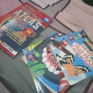 Buku Pintar Atlas Indonesia & Dunia 38 Provinsi (Edisi Terbaru) / NAWASENA