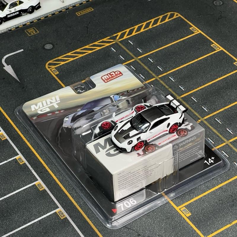 Xe mô hình tỉ lệ 1:64 mã 706 card new seal 0