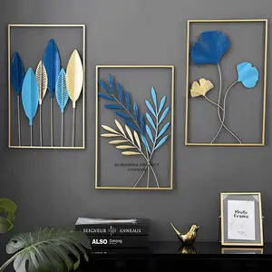 Wall Decor Hiasan Dinding Ukuran 40x60  frame metal gold leaf blu Hanging Decor