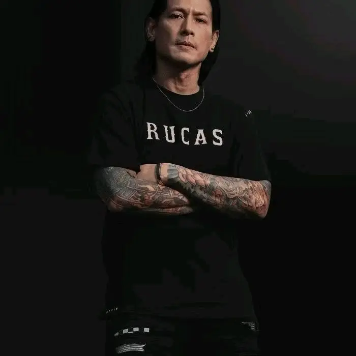 Kaos RUCAS//Kaos oblong pria dan wanita terbaru 0