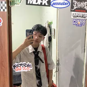 Dasi Steartwear Y2K dengan Gaya yang Trendi - Tie