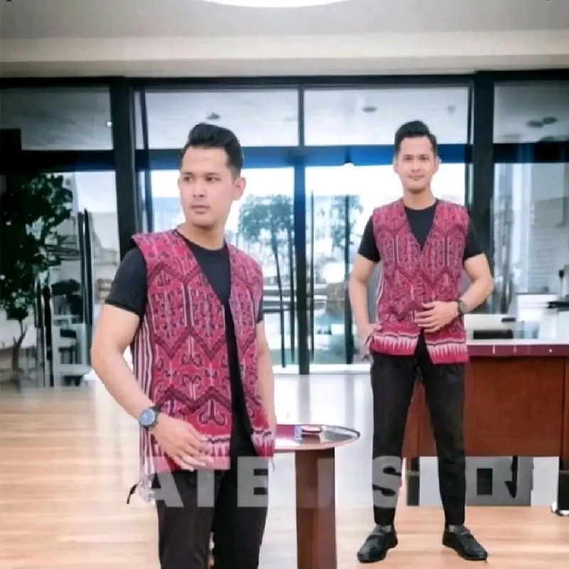 ROMPI PUA KUMBU BAJU BURUNG DAYAK KALKMANTAN BAJU ADAT GAWAI 0