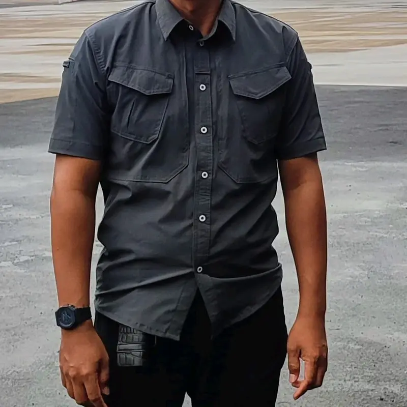 kemeja  Tactical  paspampres bahan streaching lengan pendek saku miring tahan air Nyaman 1
