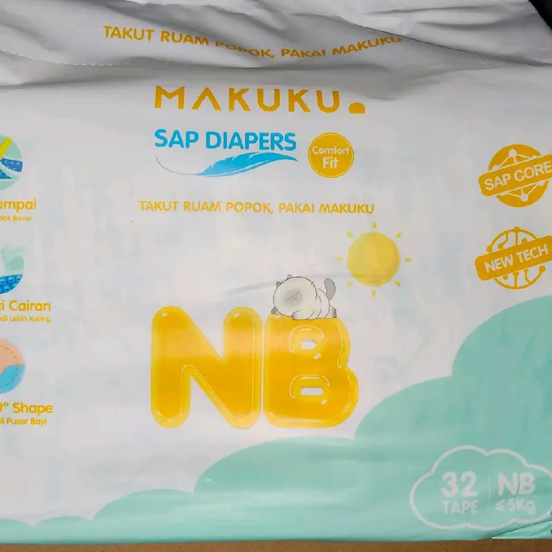 MAKUKU Sap Diapers size NB isi 32 Bayi 3