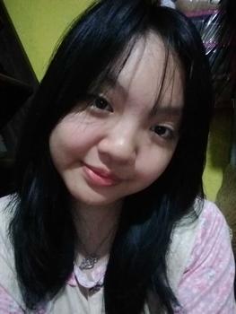 Product Review of SKIN FOUNDY GLOW BRIGHTENING DAY CREAM YELLOW 15g bpom from l**9 3
